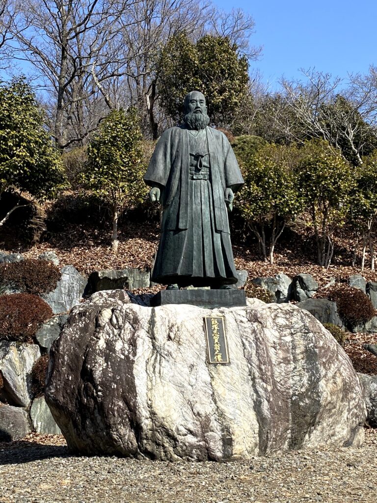 桜山公園　銅像