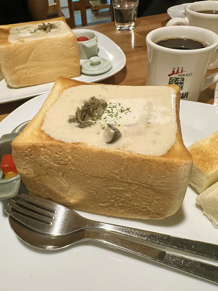 日光　滝尾の道　本宮カフェ